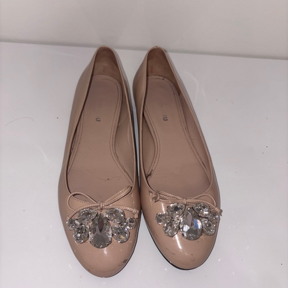 Miu Miu size 38.5 neutral shoes. Great condition
